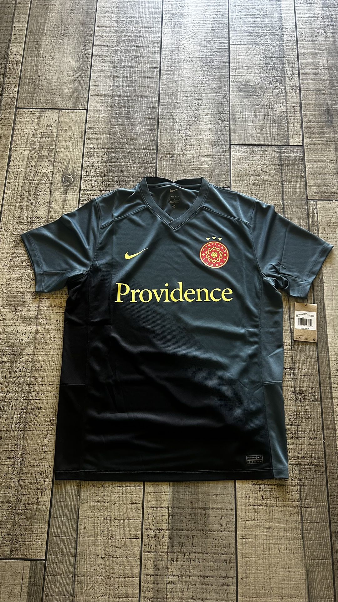 Portland Thorns 2024 Men’s Stadium Away Jersey!