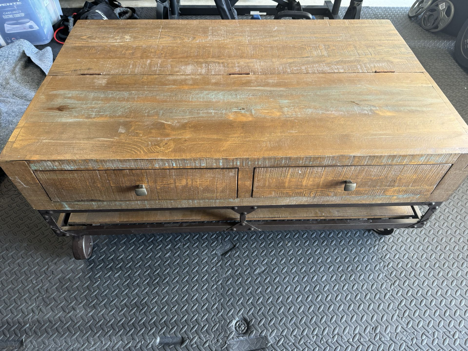 Wood grain Rolling Coffee Table W/ Storage