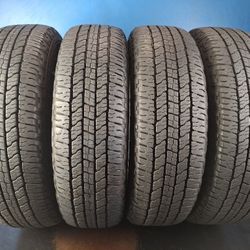 235 75 15 SET (4) (S178)  GOODYEAR  WRANGLER FORTITUDE HT   95% TREAD 
