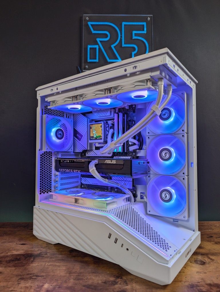 RTX 5070 // i9 14900KF // 32GB DDR5 // 2TB 990 Pro // WiFi