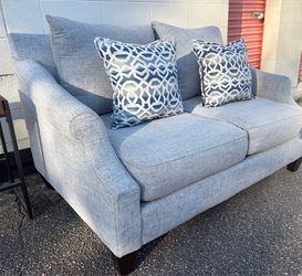 Ashley Loveseat and accent pillows