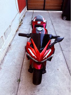 R3 Kids Electric Motorcycle
