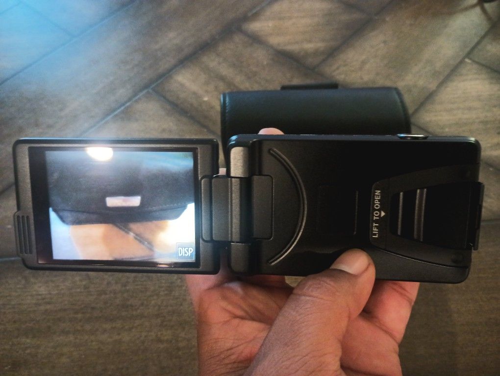 Nikon Coolpix S6900