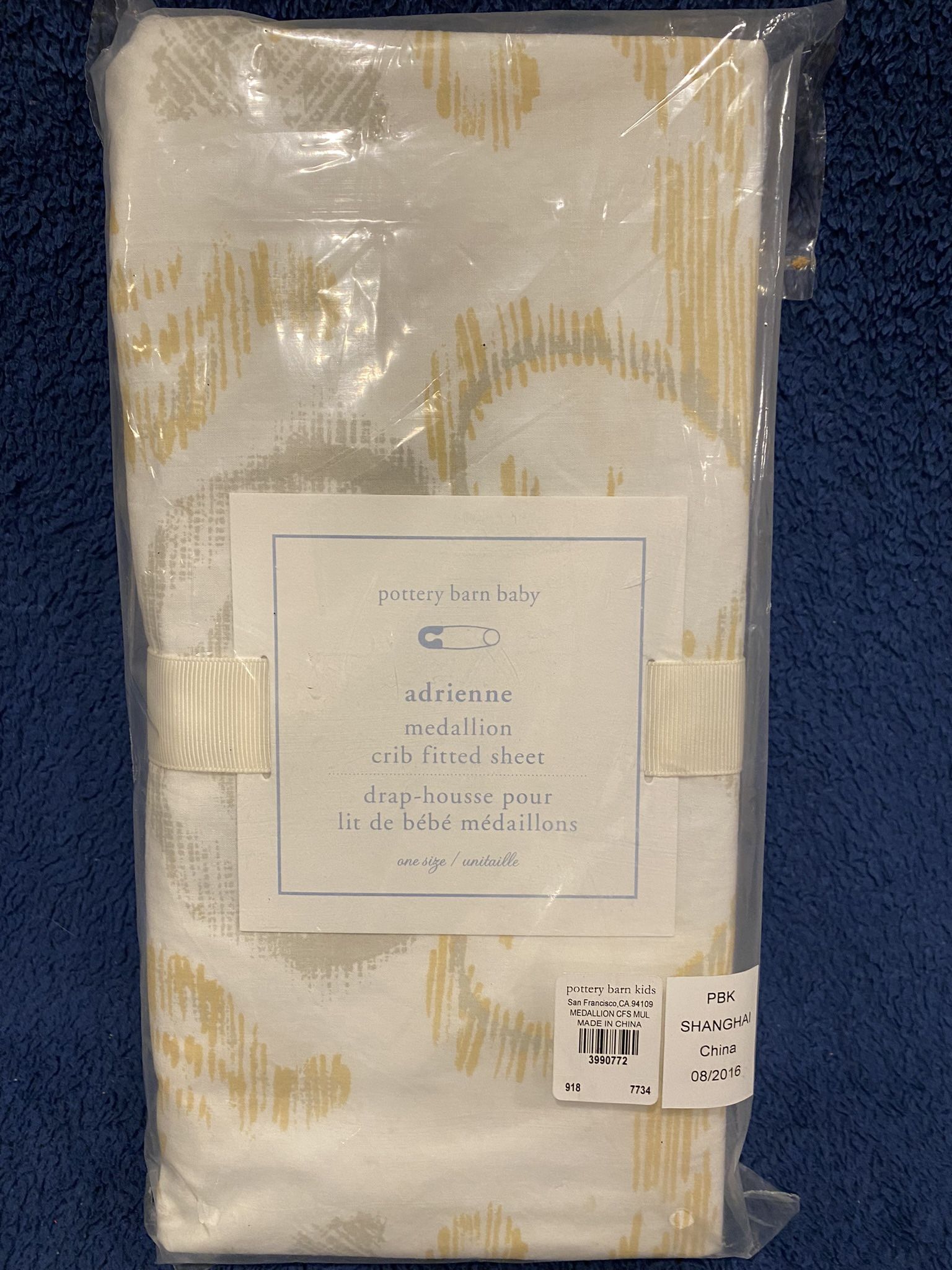 NEW Pottery Barn Baby Adrienne Medallion Crib Fitted Sheet Yellow & Gray 100% Cotton