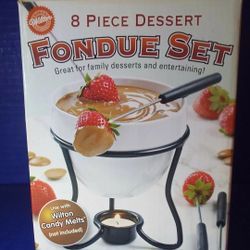 Wilton Dessert Fondue Set 8 piece set/New