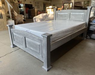 Full Bed and Memory Foam Mattress