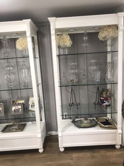 Display White Cabinets