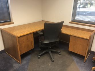 Oak wood L-shape office desk (3 are available if needed)