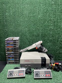 Nintendo NES -001 Console Bundle With 14 Games.Tested Free Shipping!