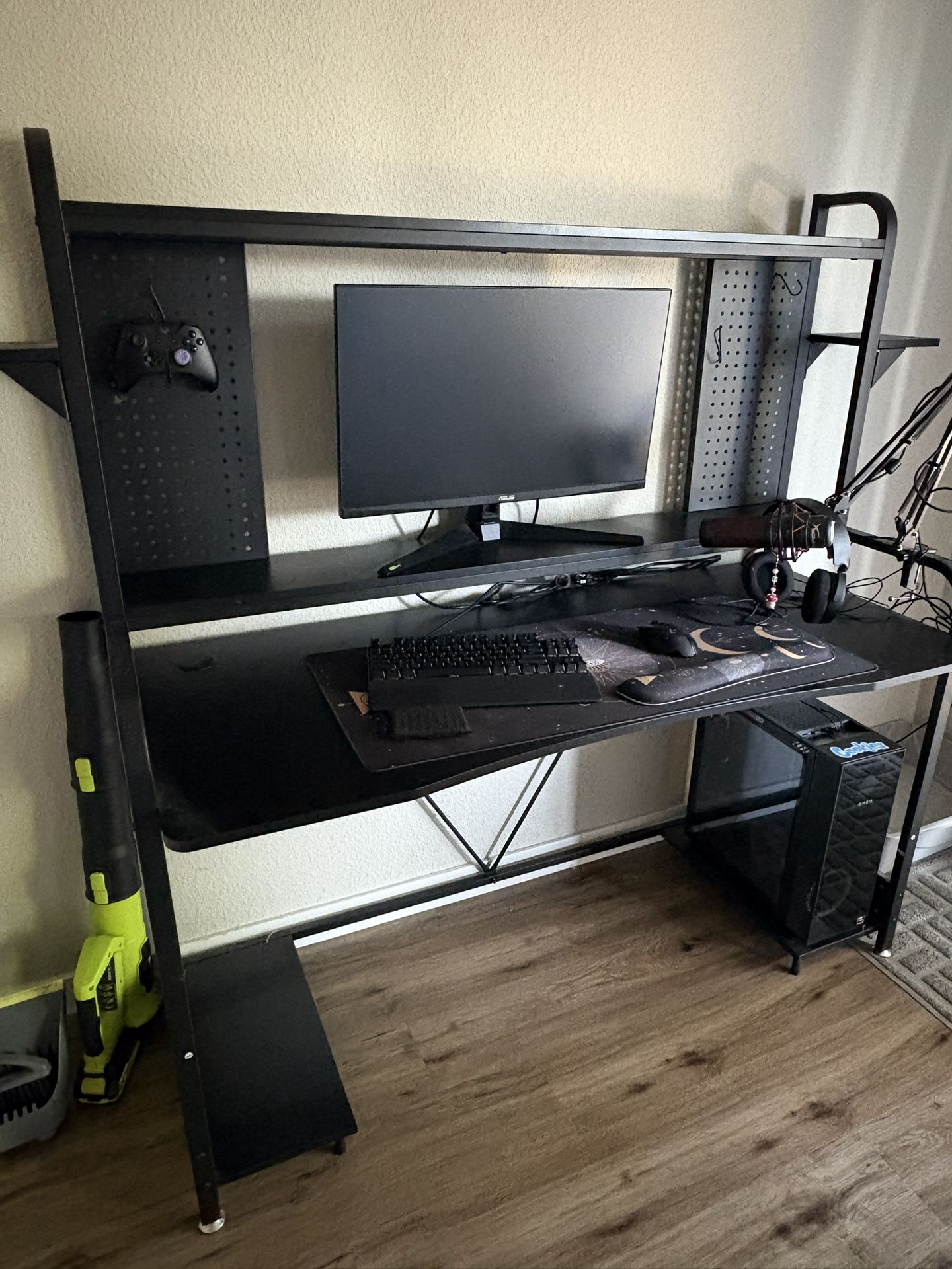 Gaming Desk