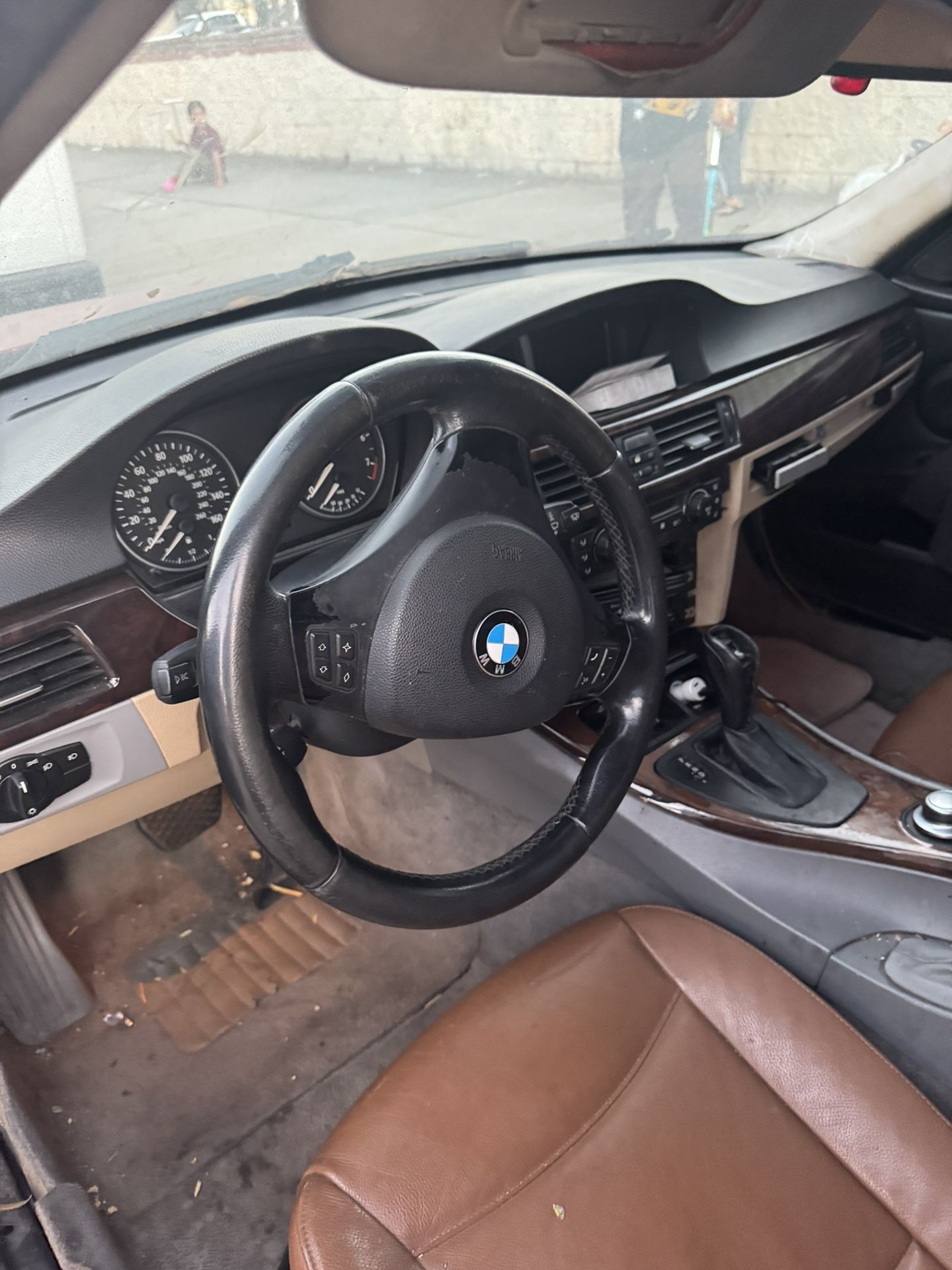 06 330i For Parts