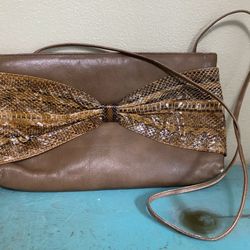 Vintage Goldwaters Camel Brown Leather Crossbody Purse Handbag w/ Snake Skin Bow