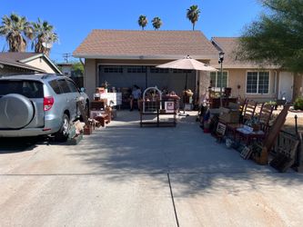 YARD SALE HEMET !!! 08/02 8am