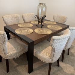 Dinning Table With Chairs