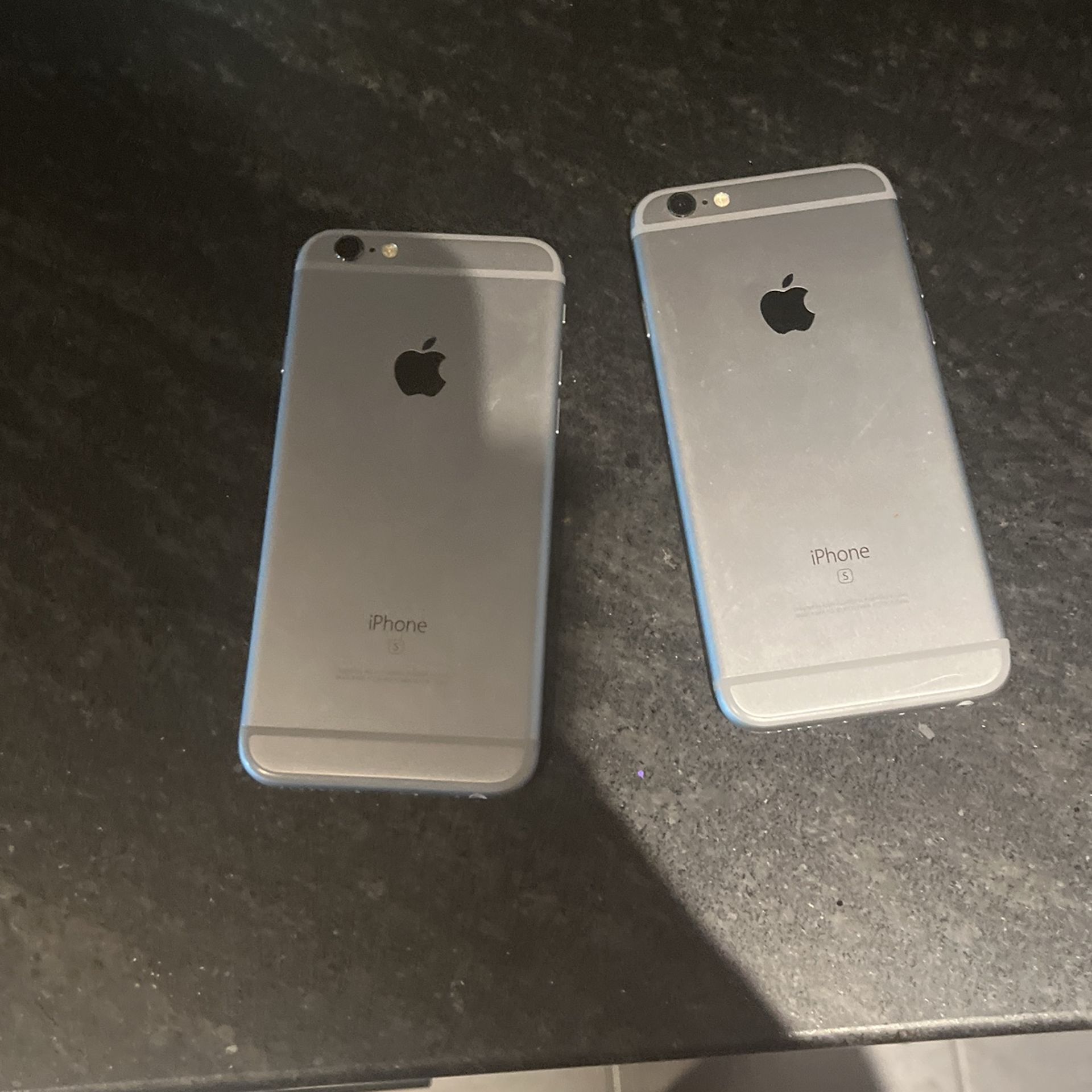 2 iPhone 6s (For Parts)