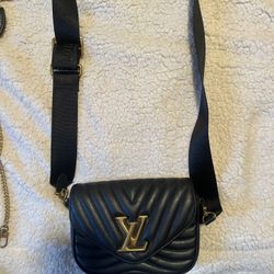 Louis Vuitton crossbody black bag