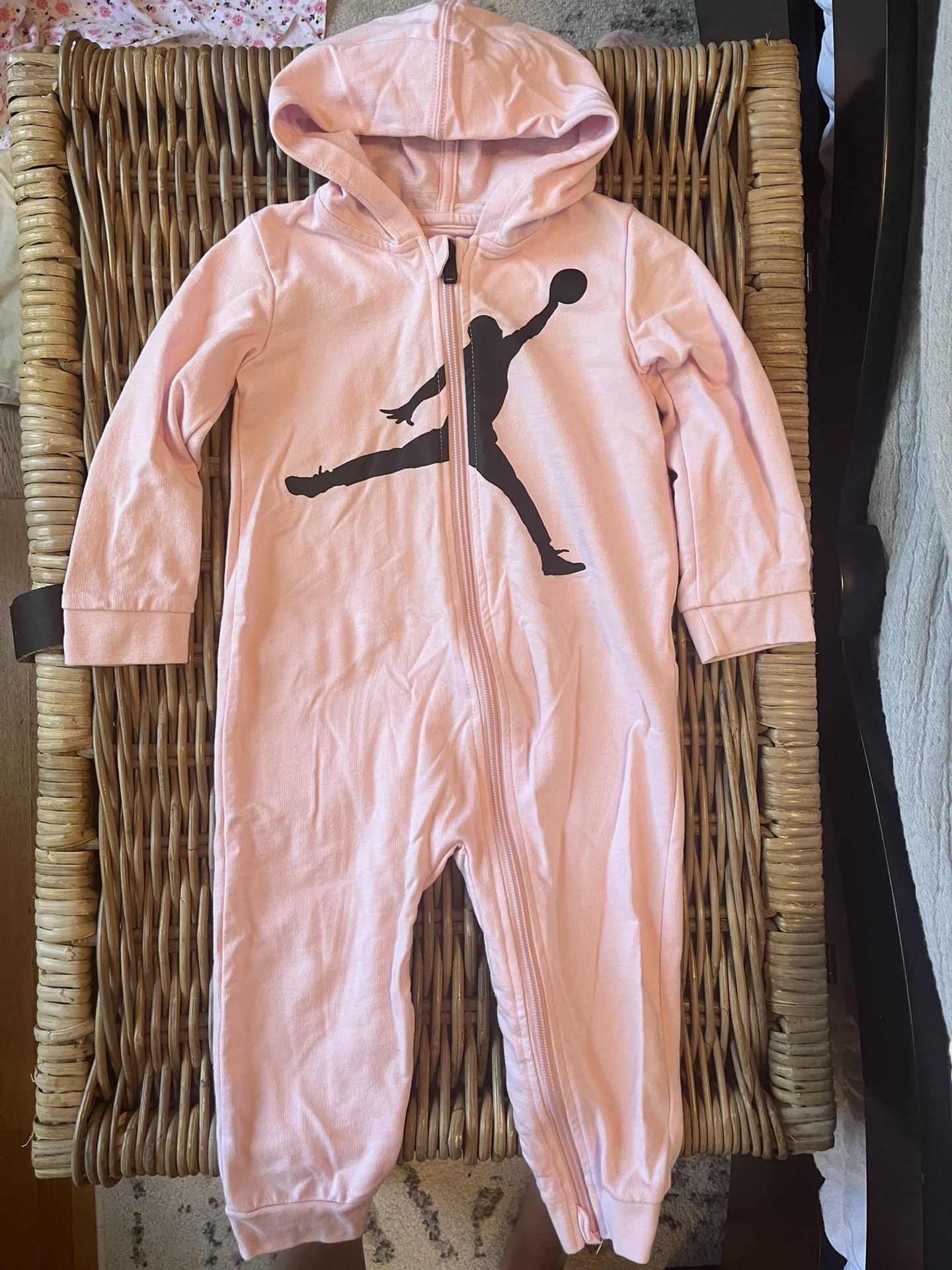 Jordan Toddler Girl 24M Full Zip One Piece TrackSuit with Hood