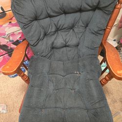 Free Chair And Foot Rest