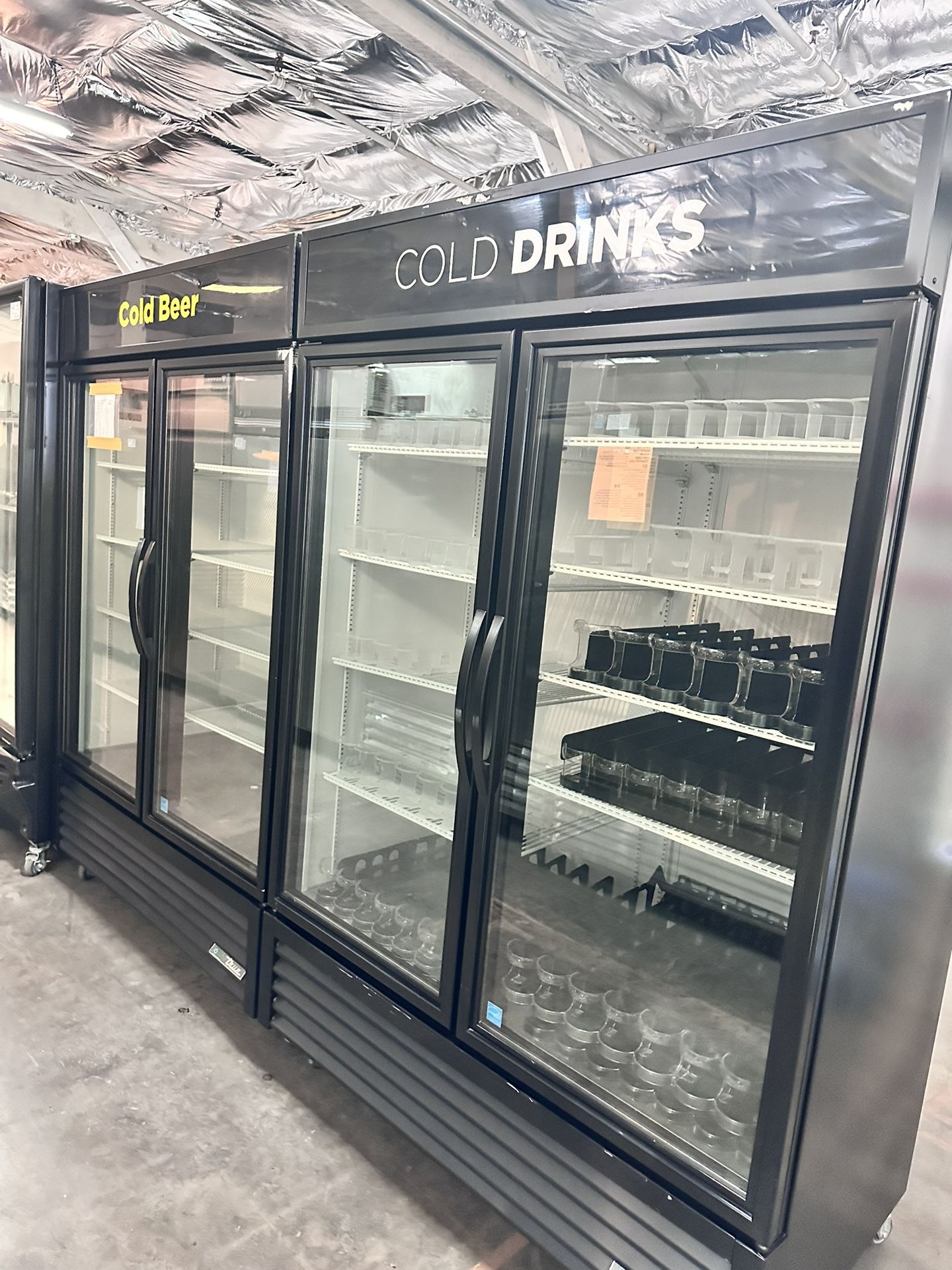 Glass Door Refrigerator True