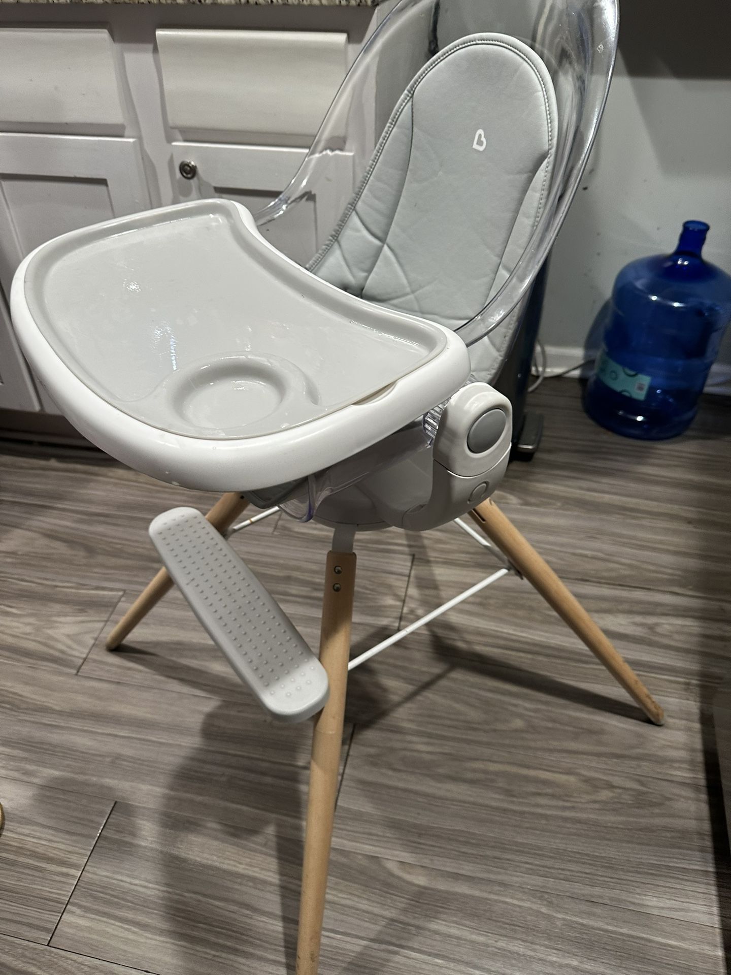 Munchkin 360 High Chair