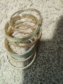 Bangles bracelets