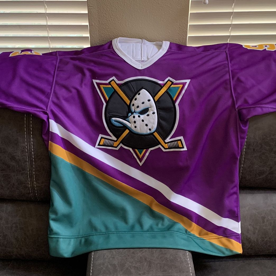 Mighty Ducks Jersey for Sale in Queens, NY - OfferUp