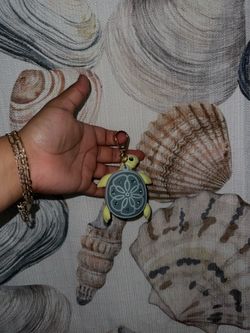 Sea turtle hand sanitizer holder