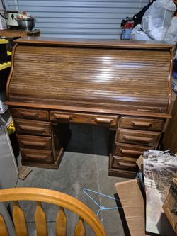 Desk 200