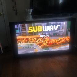 Tv Panasonic 52” Not Smart 