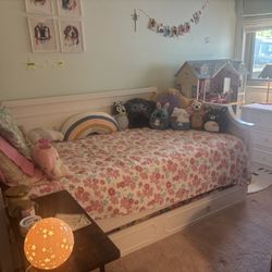 Bedroom Set 