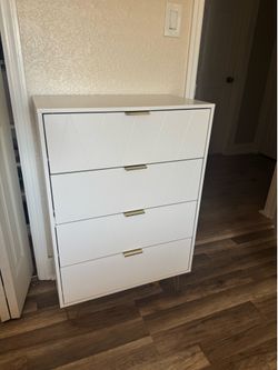 White and gold chest/ dresser