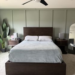 Espresso Queen Platform Bed