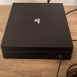 PlayStation 4 Console + Controller + Red Dead Redemption 2 – Fully Working