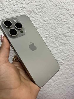 iPhone 15 Pro 128GBUNLOCKED