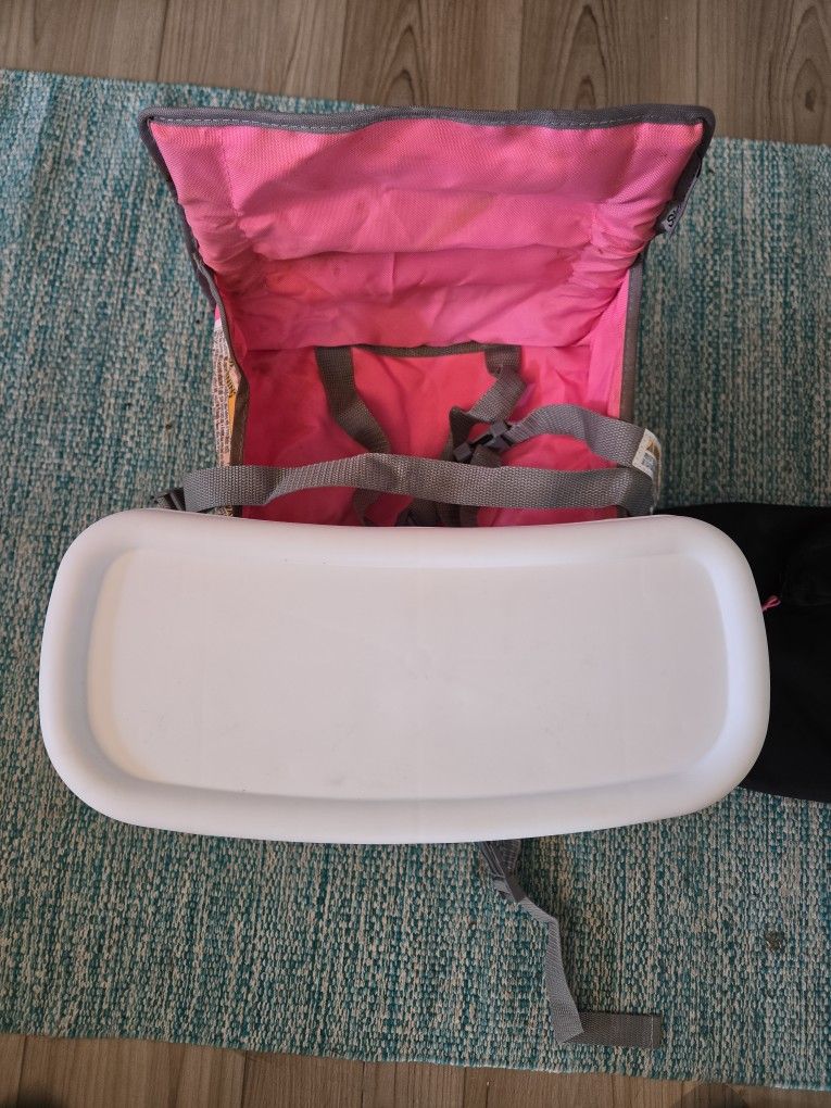 Summer Infant Pop 'N Sit Booster (Never Used)