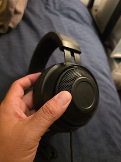 Razer Kraken Gaming Headphones Earphones with Microphone Gamers Gear Multiplayer