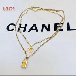 Gold Chain Lock Necklace New 