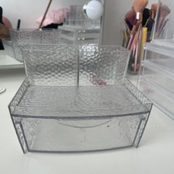 makeup brush organizer 