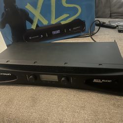 Crown XLS 1502 Amplifier 