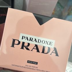 colognes and perfumes 