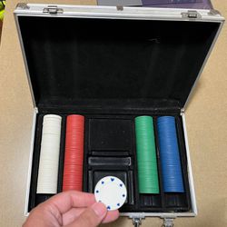 Texas hold-‘em Chips with Box