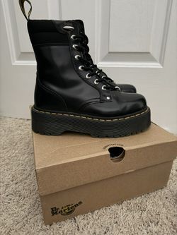 Dr Martens Jadon II Black Glossy Leather Platform Boots Size 6