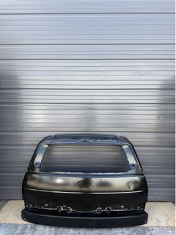 HYUNDAI SANTA FE ORIGINAL NEW REAR TAILGATE TRUNK HATCK SOME DAMAGE FROM SHIPPING 2024-2026