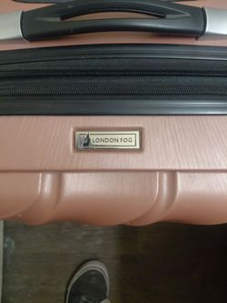 Rolling suit case like new