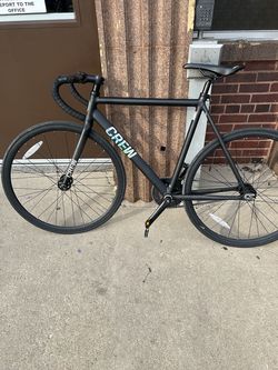 Crew district with carbon fork