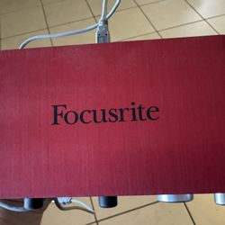 FOCUSRITE 2i2 USB AUDIO INTERFACE
