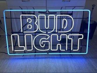 Neon Bud Light Sign