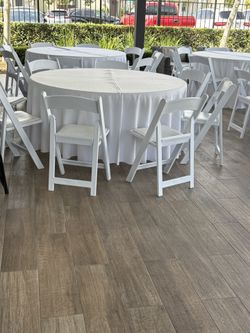 Tables & Chairs 