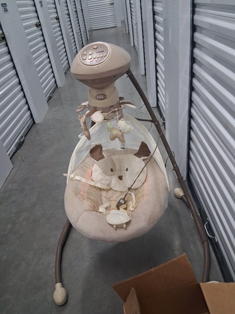 Fisher Price Baby Swing