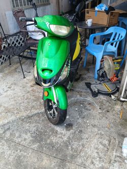 50cc Ita moped